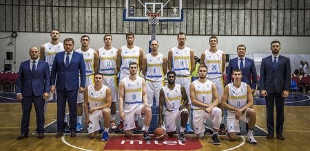 Триває продаж квитків на матч Україна – Словенія