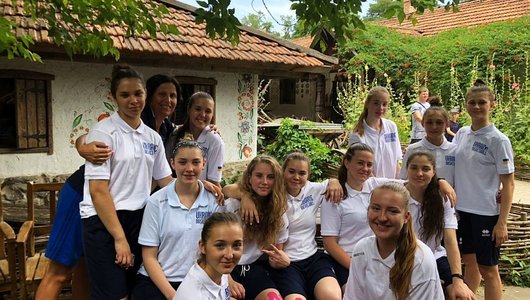 Жіноча збірна України U-18: у вільний час на Хортиці