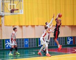 Вища ліга: Самбір здолав Хмельницький, БІПА втримала перемогу над Ніко-Баскетом-2