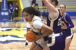 Українки за кордоном: Валенсія Ягупової – у другому етапі Євроліги, Діке набрала 7 очок у NCAA