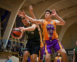 Прикарпаття-Говерла в овертаймі вирвала перемогу у Старого Луцька: фотогалерея