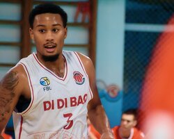 Американець Ерік Батлер оформив перший трипл-дабл сезону у Вищій лізі