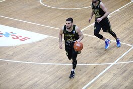 Перша ліга: відеотрансляція матчів 7 грудня