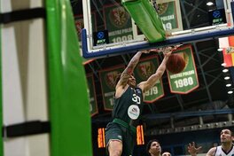 Українці за кордоном: повернення Санона, зустріч Липового та Боброва, 18 очок Зотова