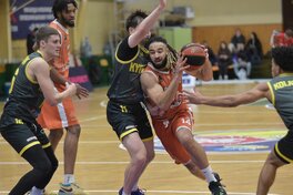 Київ-Баскет вирвав перемогу у Черкаських Мавп, Рівне здивувало Харківських Соколів: хайлайти Суперліги Favbet 26 жовтня