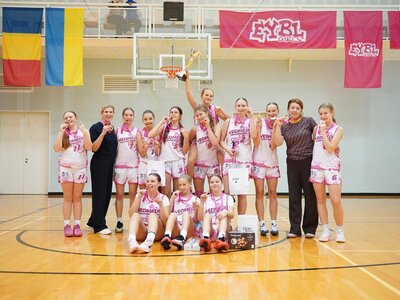 Нововолинські Ведмеді виграли перший етап EYBL Girls U14 в Естонії